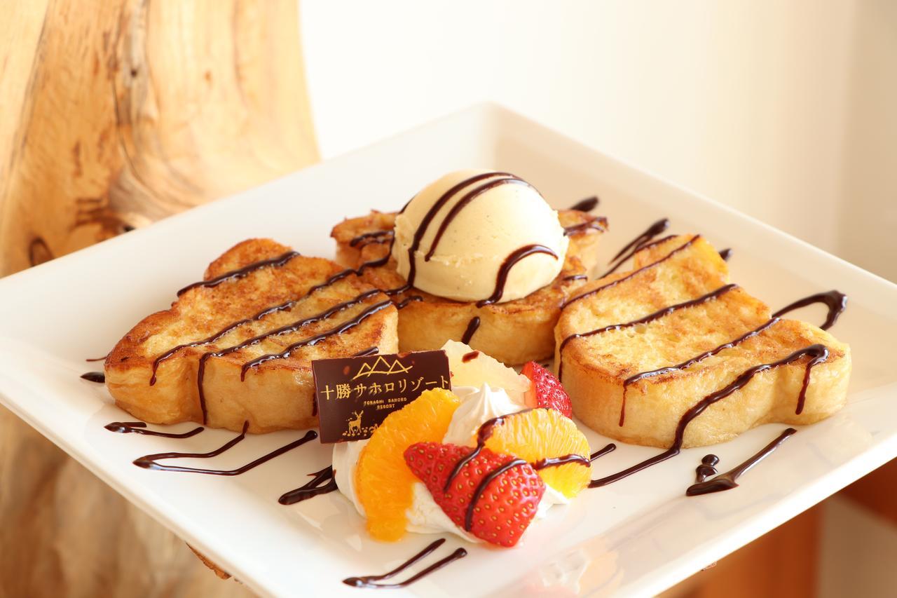 ซาโฮโระ รีสอร์ต โฮเทล Hotel Shintoku ภายนอก รูปภาพ